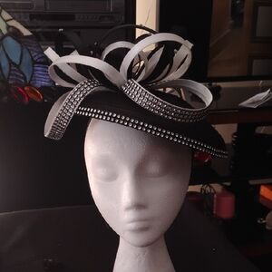 Stylish Black and White Fascinator Hat